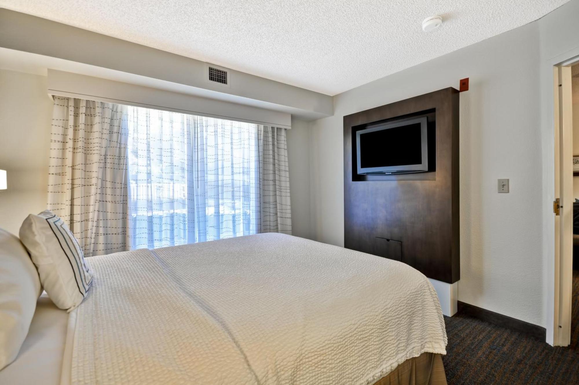Residence Inn By Marriott Jacksonville Airport Εξωτερικό φωτογραφία